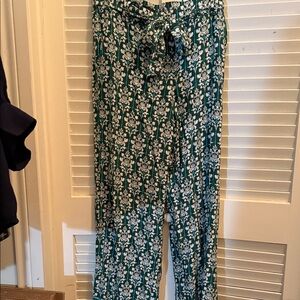 Talbots Green and White Floral Pants